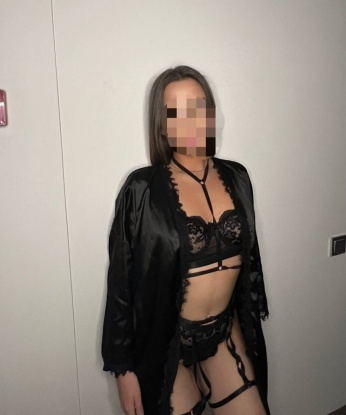 Вероника, 25 лет, 2 размер груди